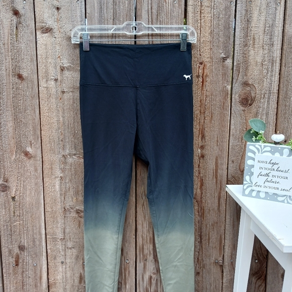 Pink Victoria's Secret Ombre Leggings Size Small - Picture 3 of 8